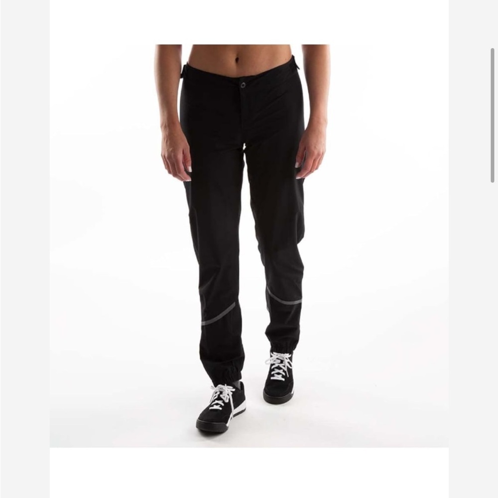 PEARL IZUMI Black Athletic Pants with Reflective Stripes. Size 36